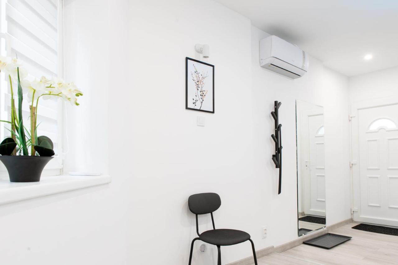 The Central Border Premium Apartment Štúrovo Exteriér fotografie